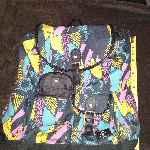 Backpack - Picture 4 of 4